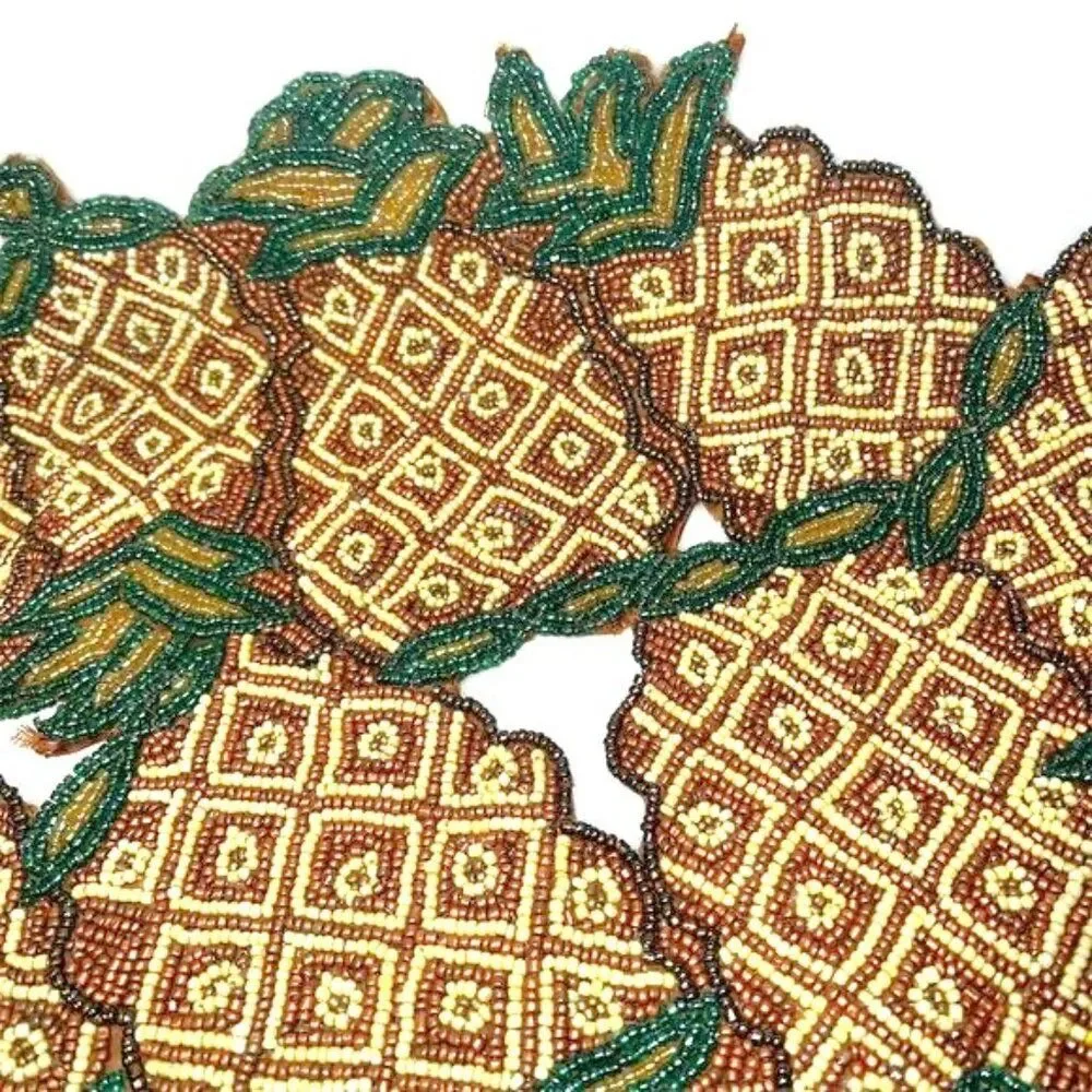 Pier 1 Beaded Pineapple Table Runner
